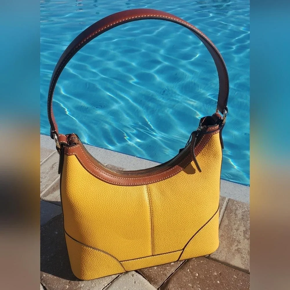 Dooney & Bourke Pebble Grain Leather Hobo Shoulder Bag Yellow NWT‎